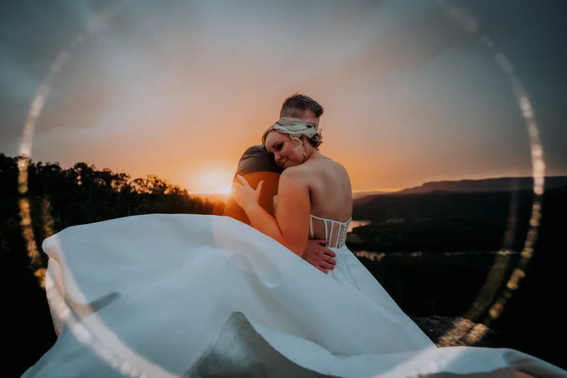Molly & Liam, An Unforgettable, Epic Sunset Over the Kangaroo Valley